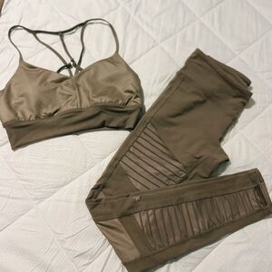 ALO Yoga Sports Bra and Leggings Set, Tan